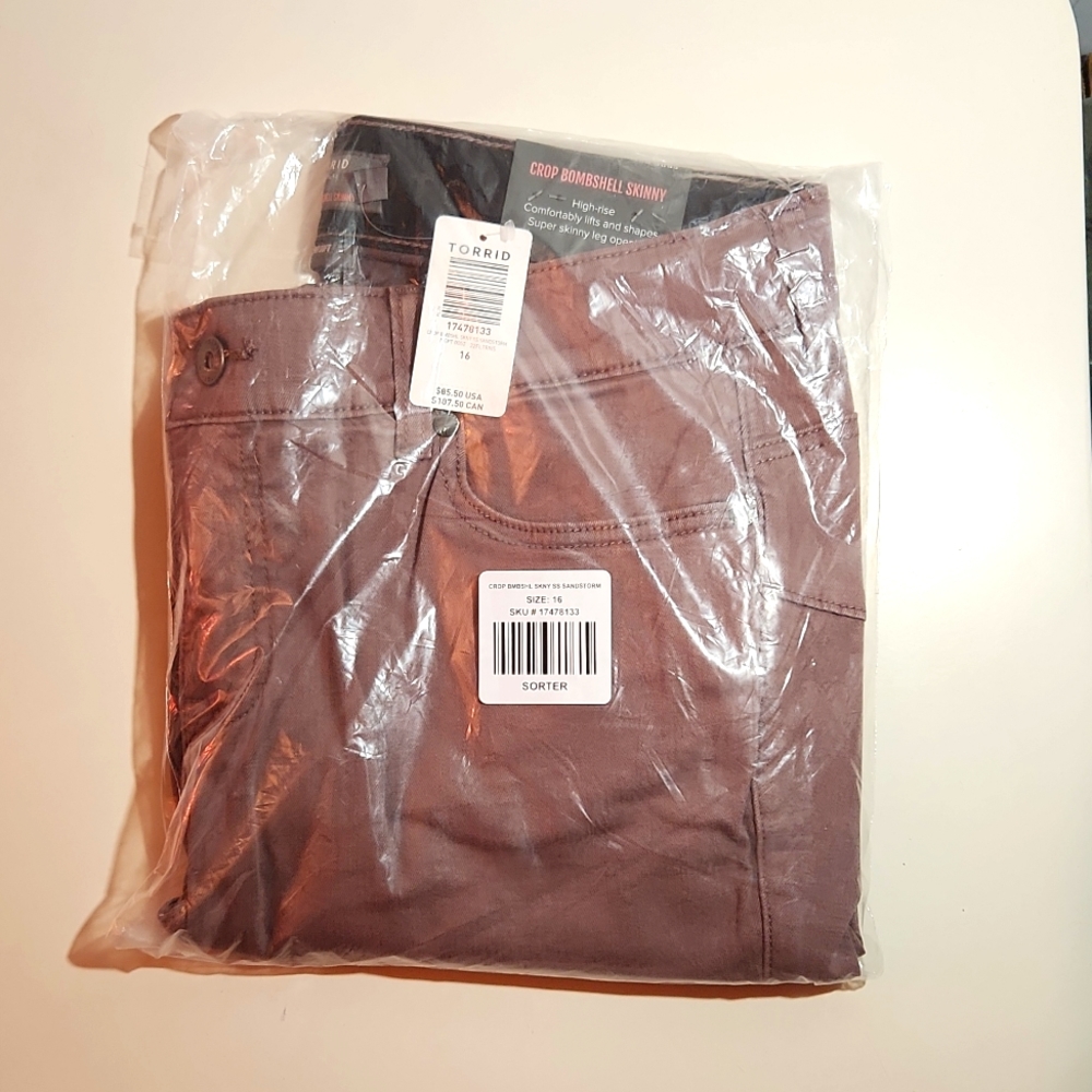 ❤️NWT TORRID CROP BOMBSHELL SKINNY SUPER SOFT HIGH-RISE JEAN BROWNISH TAN - Picture 5 of 10